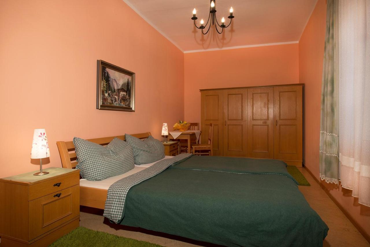 Hirschenhof Apartments シュピタール・アム・ゼンメリング エクステリア 写真
