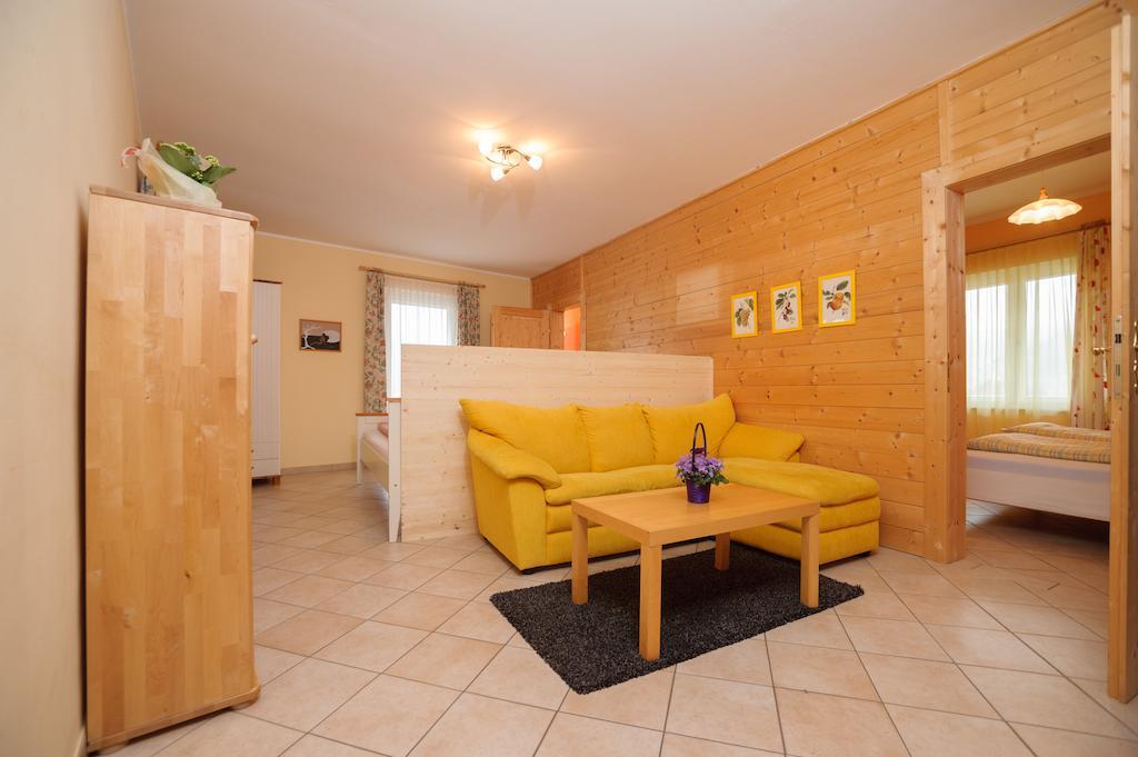 Hirschenhof Apartments シュピタール・アム・ゼンメリング エクステリア 写真